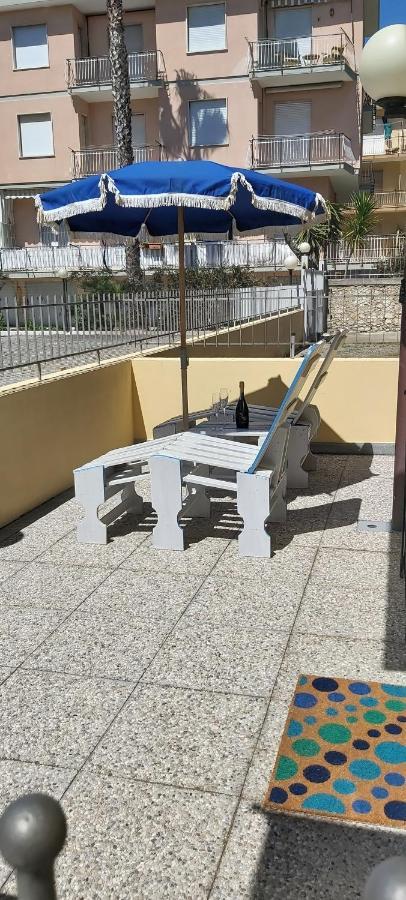 Appartamento La Spiaggia Bordighera Eksteriør bilde